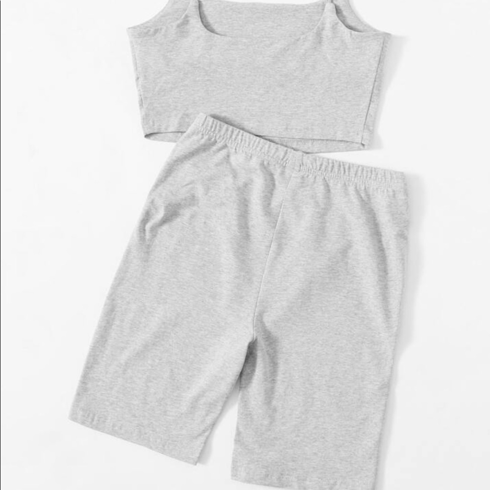 Gray Two Piece Set. - Picture 2 of 7